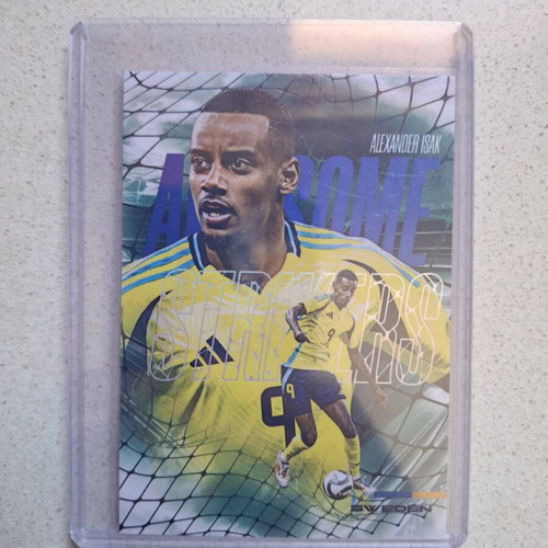 Futera 2025 Alexander Isak Awesome Strikers 9/15 jersey match