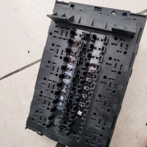 Fuse box for Fiat Lancia new for Tipo Tempra Delta Dedra
