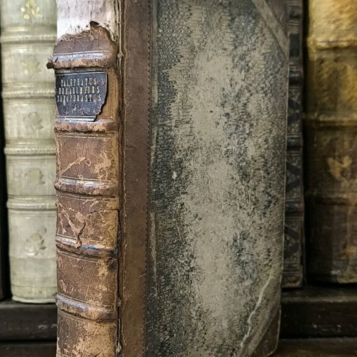 Opuscula Mythologica Physica et Ethica 1688 μεταχειρισμένο βιβλίο με ελληνικό και λατινικό κείμενο