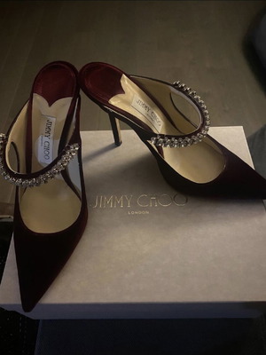 Jimmy Choo velvet pumps burgundy like new