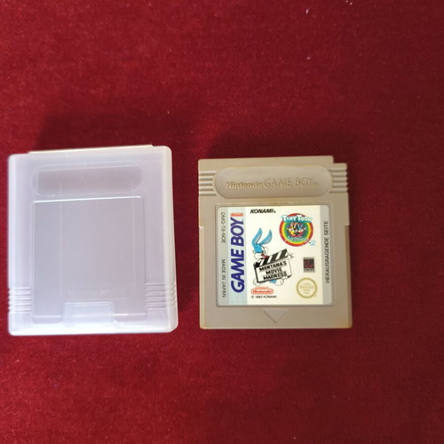Game Boy (1989) set like new with original cartridges