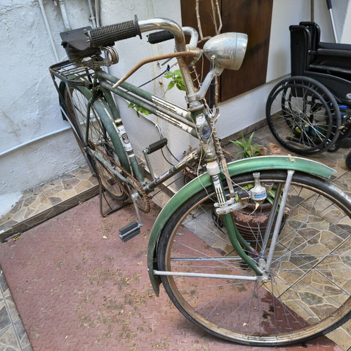 Bismarck vintage bicycle used, city type, restoration project