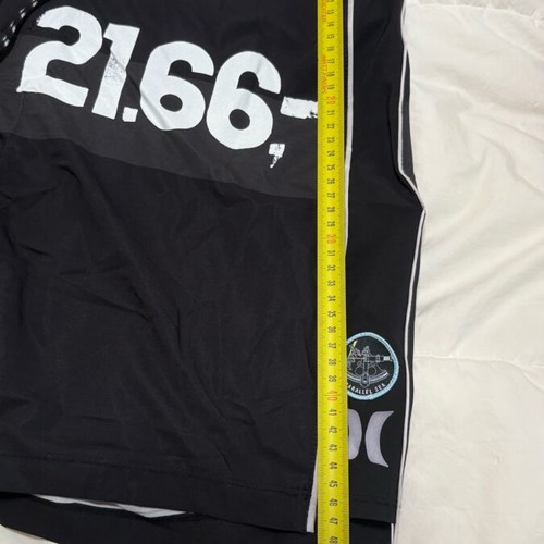 Hurley shorts size 36 black new from Nike
