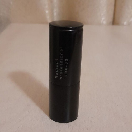 Radiant Professional Make-up Advanced Care Lipstick Velvet VL 04 Sandstone like new