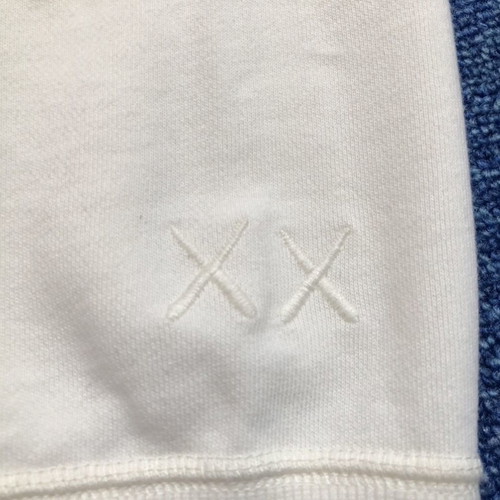 Kaws x Uniqlo x Sesame Street sweatshirt XL like new