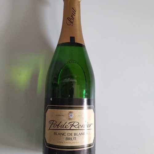 Various sparkling wines used