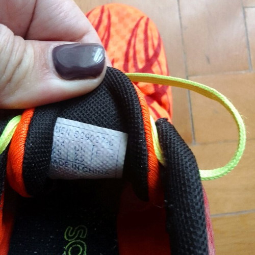 Saucony Track Spikes Size 37 Like New, Red Orange