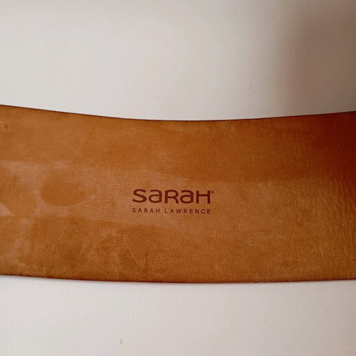 Sarah Lawrence leather belt like new, size 100, dark red