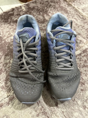 Αθλητικά Nike μεταχειρισμένα, μέγεθος 38, σε πολύ καλή κατάσταση