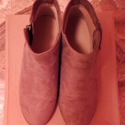 Women's low ankle boots like new, dark beige, size 37