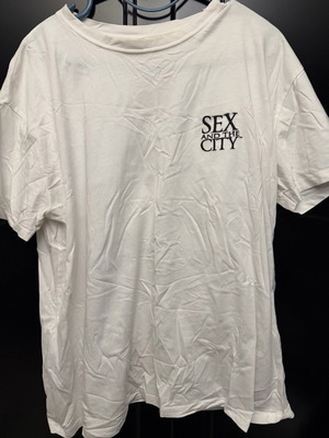 Pull & Bear Sex and the City T-shirt XL used, black and white