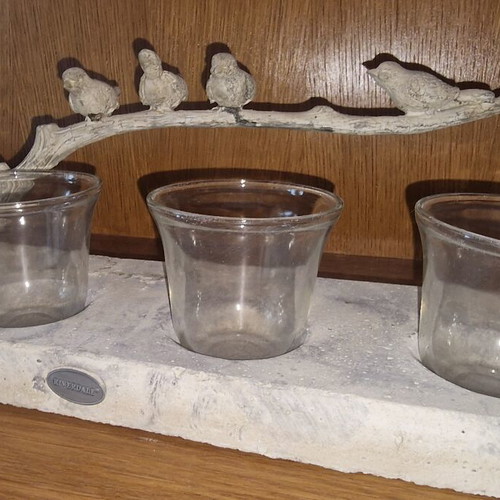 Decorative candle holder with birds