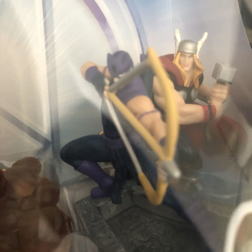 Avengers Classic Figurine Set new Disney Store exclusive Marvel