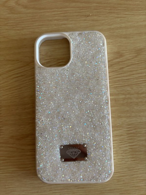 Iphone 15 case with rhinestones used