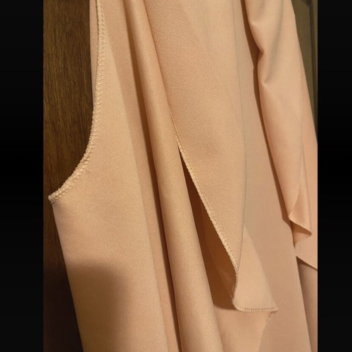 Sleeveless salmon pink long vest like new