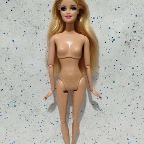 Barbie Style nude used with flaws