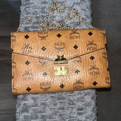 Original MCM Patricia Wallet-on-Chain crossbody bag, cognac