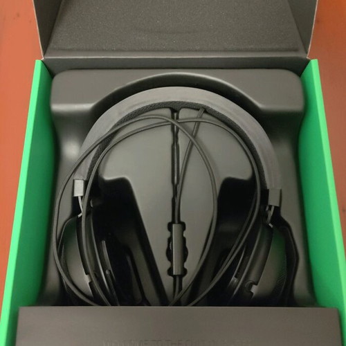 Gaming headphones Razer Kraken Pro v2 3.5mm used without ear cushions