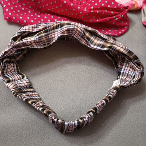 Headband ribbons with elastic like new, multicolor