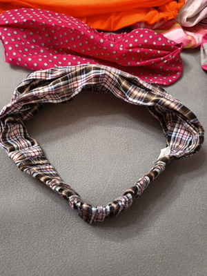 Headband ribbons with elastic like new, multicolor