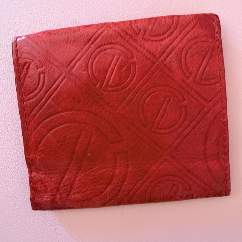 Red wallet used