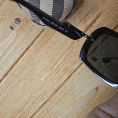 Burberry women's sunglasses BE4160 like new, black