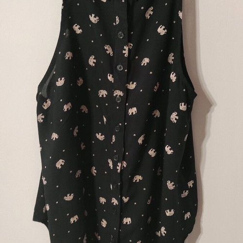 Women's shirt with elephants like new, black, size XS