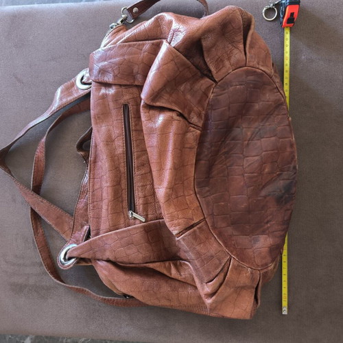 Shoulder bag with croco pattern used, brown