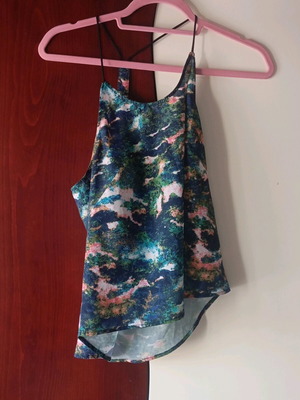 Admiral women's t-shirt like new, sizes M and L