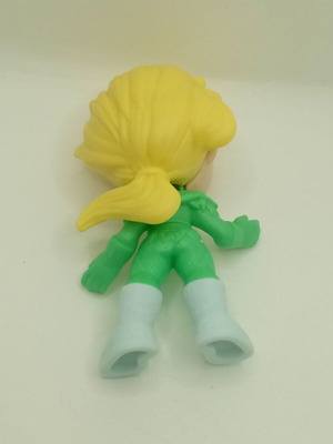 Φιγούρα Kinder Surprise Maxi Superheroines of Frozen 2023 μεταχειρισμένη