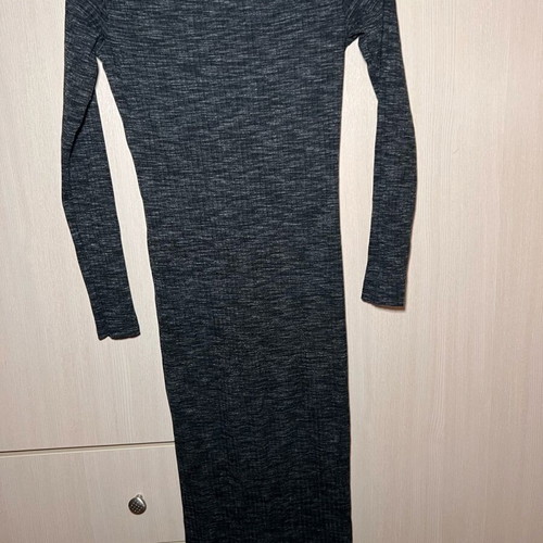 Long tight dress gray like new, long-sleeved