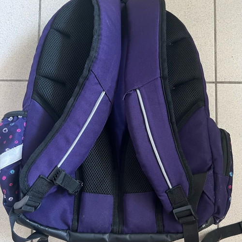 School backpack for girls used, large with many pockets