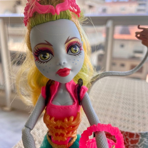 Monster High Freaky Fusion Lagoonafire doll used with diary and accessories