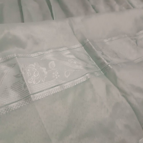 Curtain with Shirring in Turquoise Like New, 4m Width