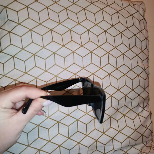 No Logo women's black sunglasses like new