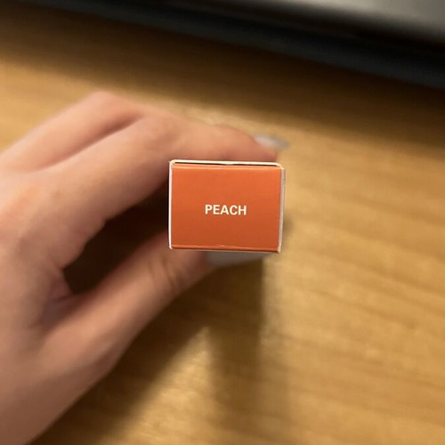 Anastasia Beverly Hills Blurring Serum Blush peach color