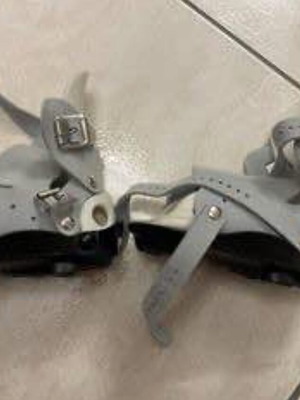 Dennis Brown baby shoes with Ponseti brace, like new, unisex, sizes 3 months to 2 years