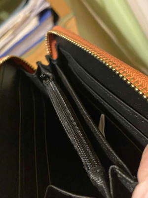 Women's wallet like new