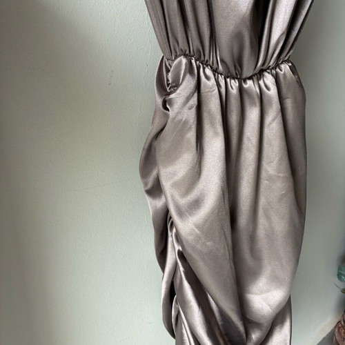Please dress beige new, size M 38 10 with gathers