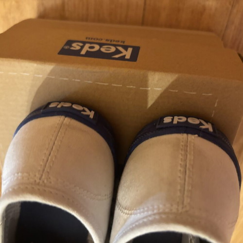 Keds sneakers size 39 white with blue sole like new