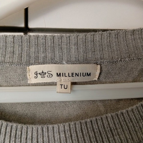 Blouse with pearls gray like new, size L
