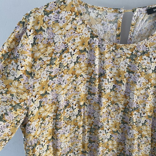 Yellow floral dress with 3/4 sleeves, medium size