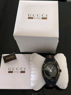Gucci Sync 137.1 XXL Sherry Line Rubber Αυθεντικό Ρολόι (Black)