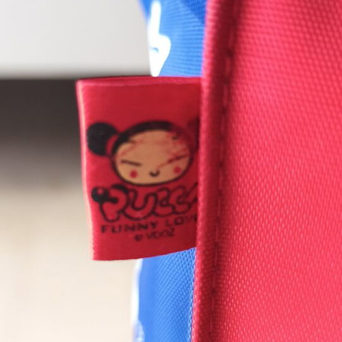 Vintage Pucca Tote Bag shoulder type like new, blue and red