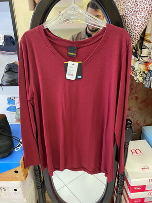 Long-sleeve red blouse new, size Large, cotton by Yellow