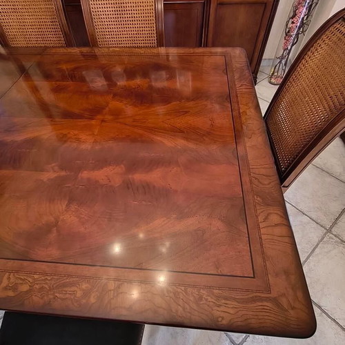 Kourtis dining set like new, walnut wood, 8 chairs, large table