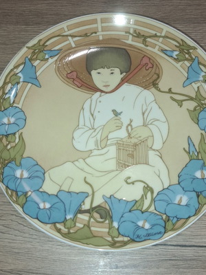 Unicef Heinrich Germany decorative plate like new, high-quality porcelain