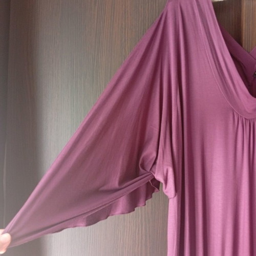 Women's dress purple like new, size L, viscose