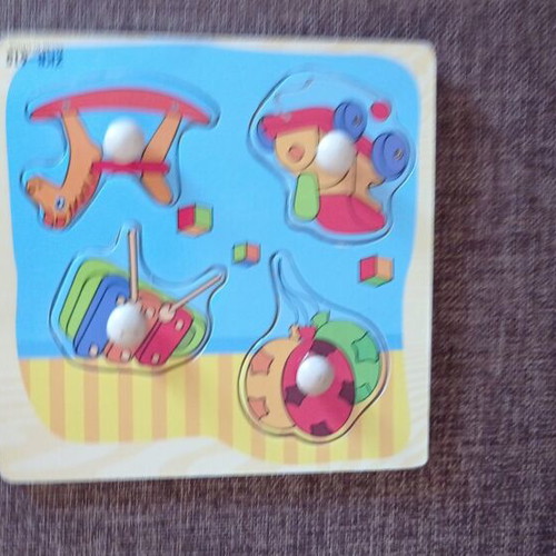Magnetic baby puzzle like new