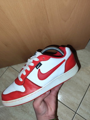 Nike Ebernon Low Prem used, white and red, size 41